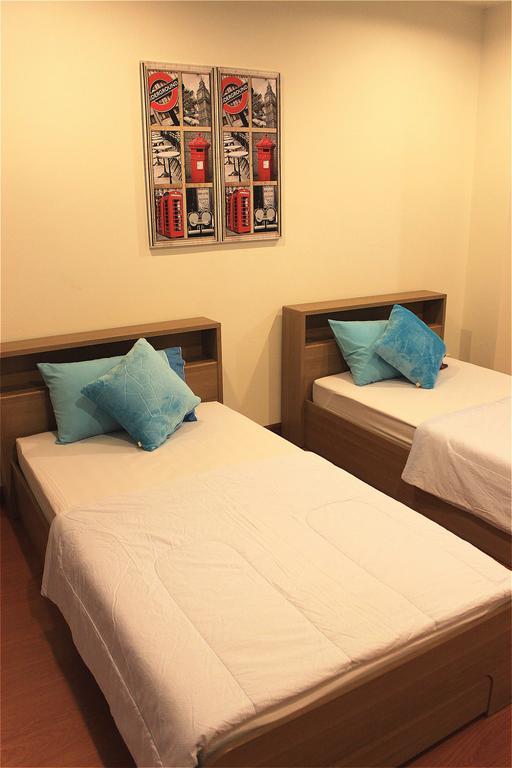 Ananas Phuket Central Hostel (Adults Only) Room photo